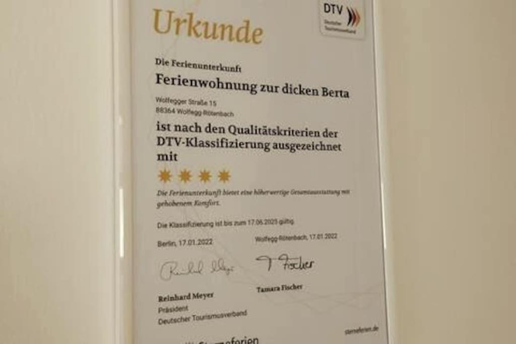 Ferienwohnung zur dicken Berta Wolfegg Exterior foto