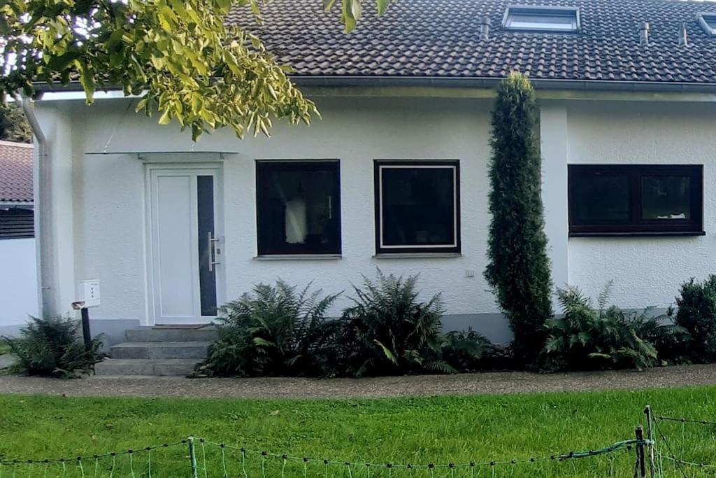 Ferienwohnung zur dicken Berta Wolfegg Exterior foto